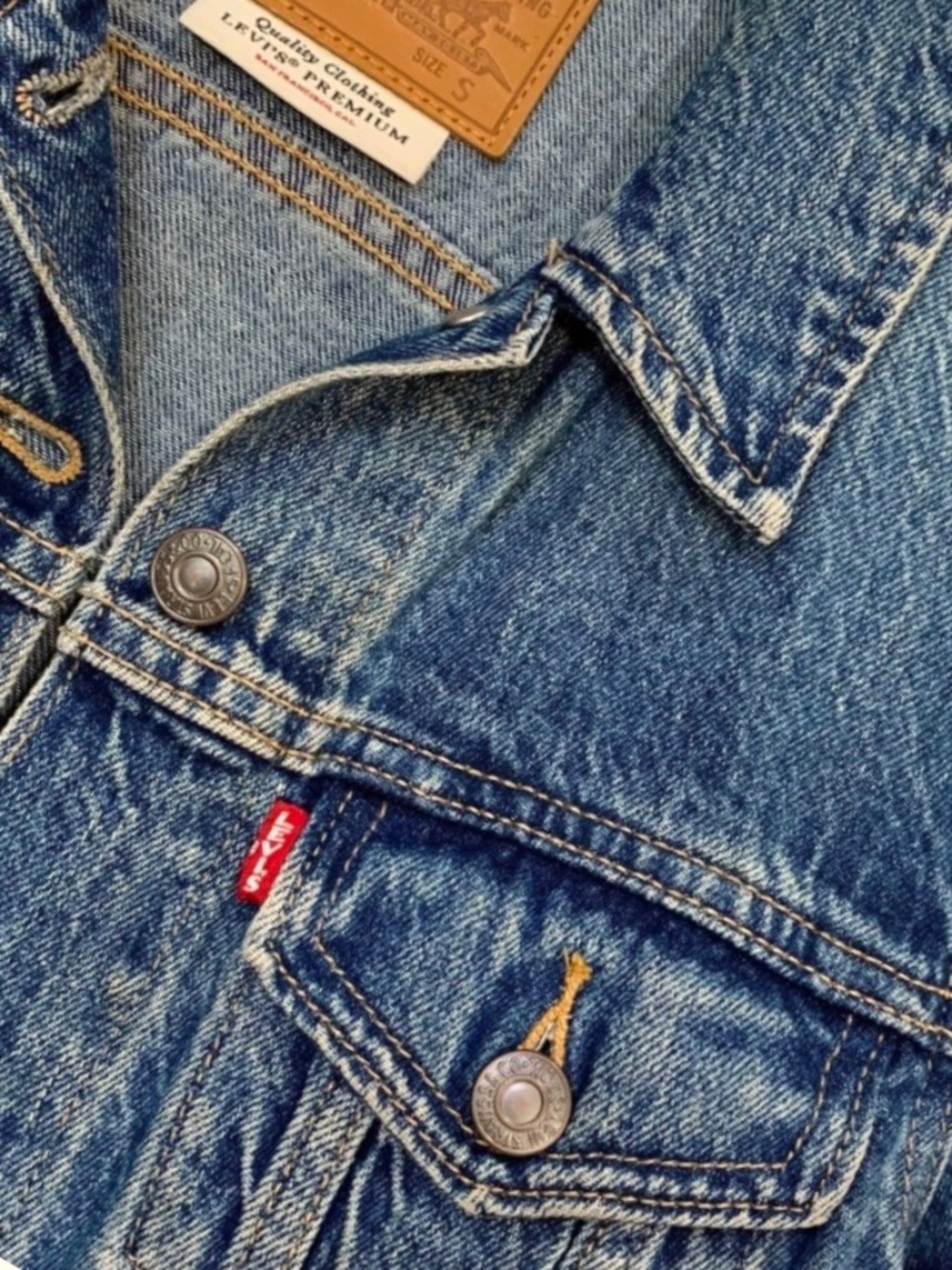 Levi’s Premium Medium Wash Denim Trucker Jacket